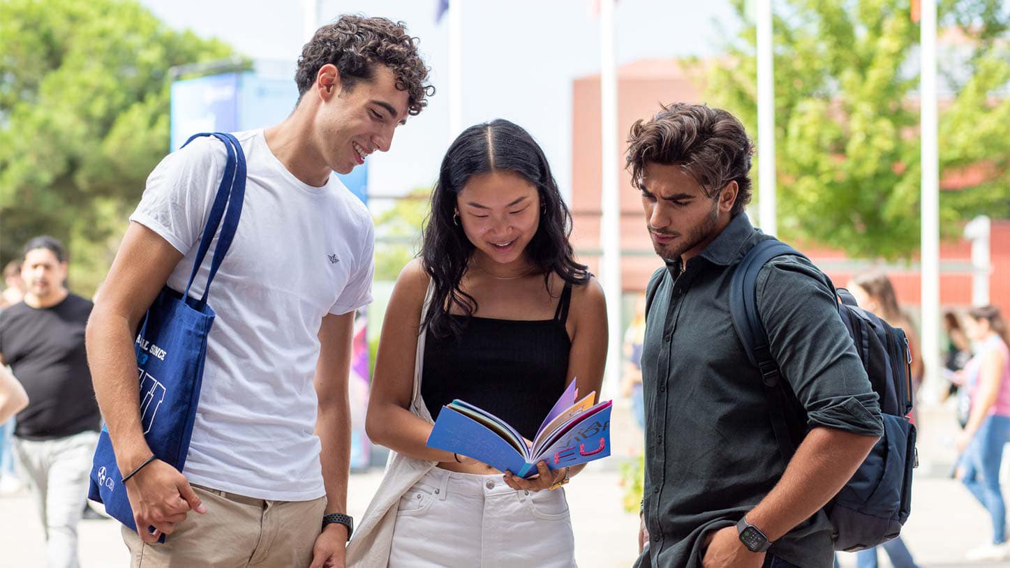 Estudiantes durante la Jornada de Bienvenida a la universidad
